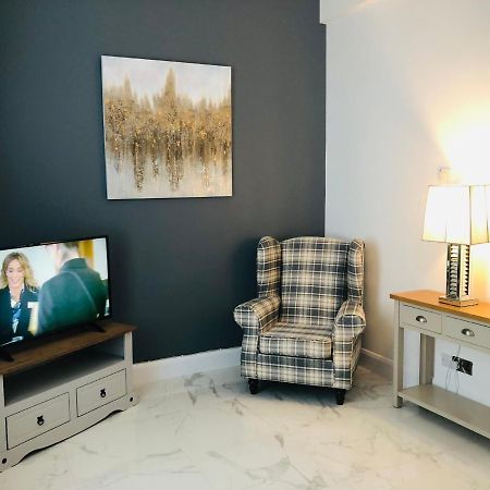 Ballycastle Town Centre Studio Apartment エクステリア 写真
